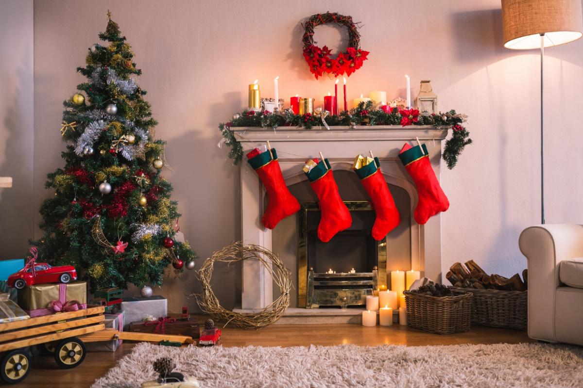 Five Space-Saving Ways to Decorate for the Holidays