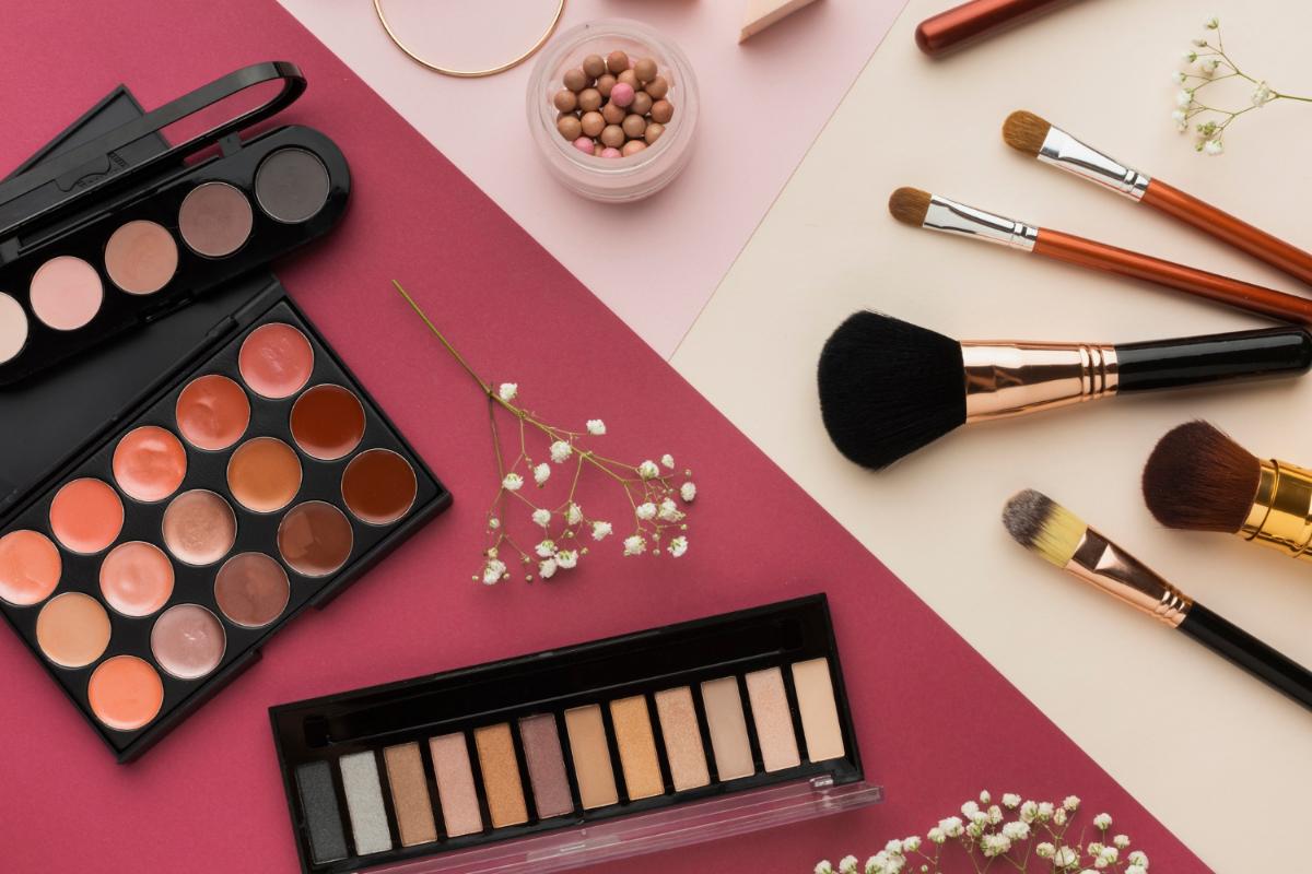 5 Simple Ways To Organize Your Makeup Products